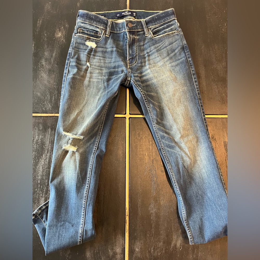 Hollister Men's Medium Blue Slim Straight Jeans with Distressed Knees
